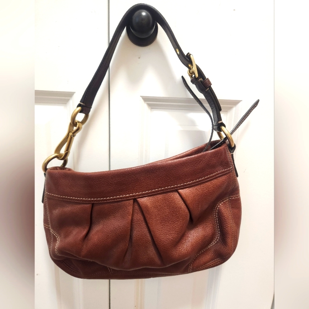 Coach shoulder bag